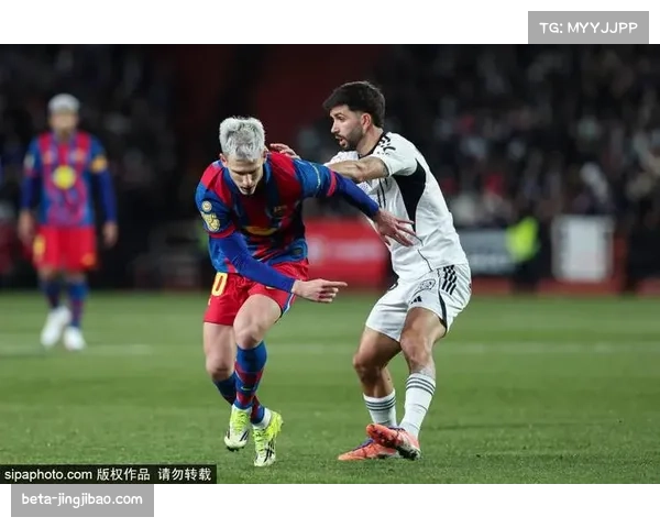 罗梅罗6.9分队内最高 莱万特门将面对巴萨猛攻表现顽强