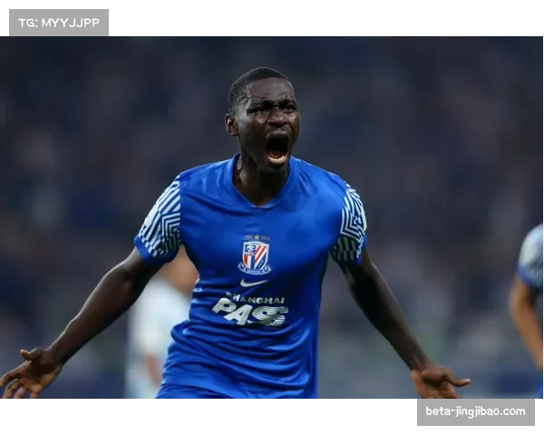 盖伊首秀两球一助攻展现全能性 申花双外援锋线组合初显威力